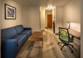 Holiday Inn Express & Suites Carson City by IHG