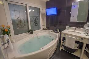 Hotel Villa Morra Suites