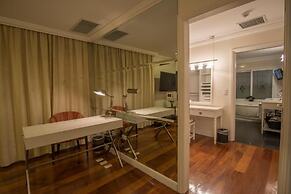 Hotel Villa Morra Suites
