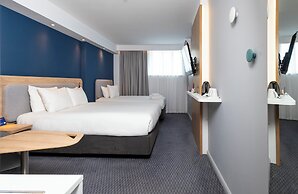Holiday Inn Express Swindon City Centre by IHG