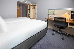 Holiday Inn Express Swindon City Centre by IHG