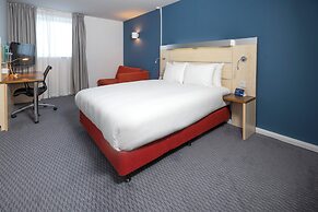 Holiday Inn Express Swindon City Centre by IHG