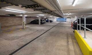 Holiday Inn Express Swindon City Centre by IHG