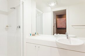 The Henry Jones Art Hotel