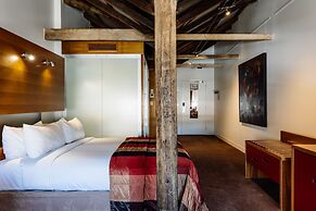 The Henry Jones Art Hotel