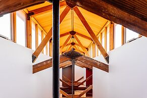 The Henry Jones Art Hotel