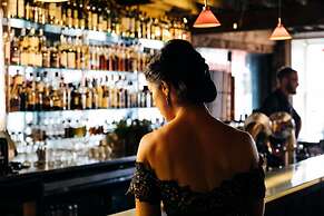 The Henry Jones Art Hotel