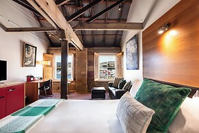 The Henry Jones Art Hotel