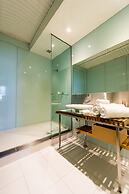 The Henry Jones Art Hotel