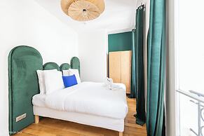 HotelHome Paris 16