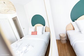 HotelHome Paris 16