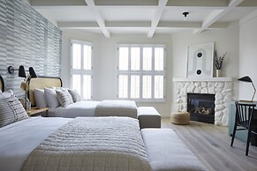 San Luis Creek Lodge