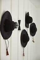 San Luis Creek Lodge