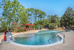 Hilton Grand Vacations Club in Sandestin Golf & Beach Resort