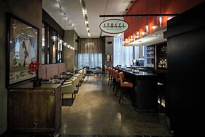 Pantages Hotel Downtown Toronto