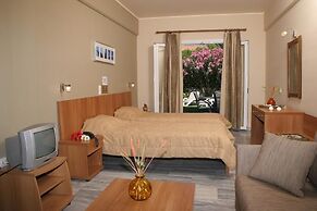 Venus Hotel & Suites