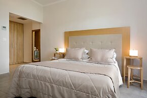 Venus Hotel & Suites