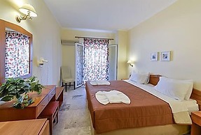 Venus Hotel & Suites