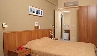 Venus Hotel & Suites