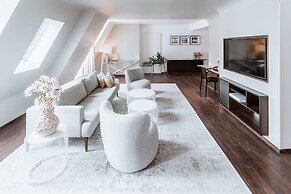 Hotel Q