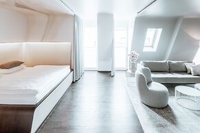 Hotel Q