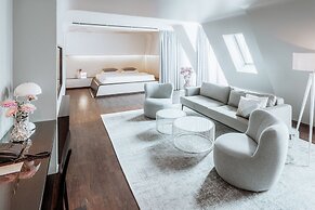 Hotel Q