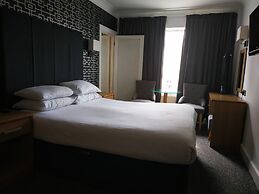 The Cumberland Hotel - OCEANA COLLECTION