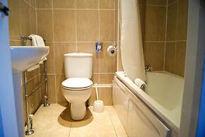 The Cumberland Hotel - OCEANA COLLECTION