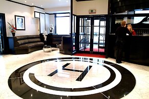 The Cumberland Hotel - OCEANA COLLECTION