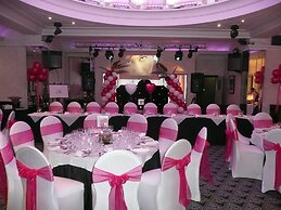 The Cumberland Hotel - OCEANA COLLECTION