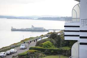 The Cumberland Hotel - OCEANA COLLECTION