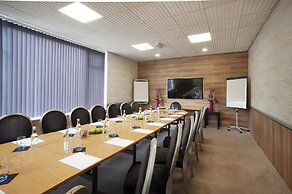 The Cumberland Hotel - OCEANA COLLECTION