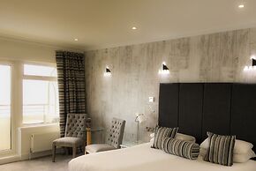 The Cumberland Hotel - OCEANA COLLECTION