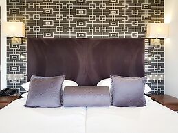 The Cumberland Hotel - OCEANA COLLECTION