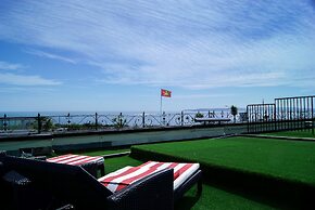 The Cumberland Hotel - OCEANA COLLECTION