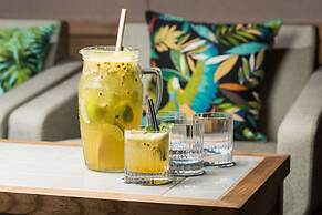 Sails Port Macquarie - By Rydges