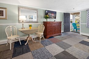 Nantasket Beach Hotel