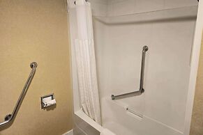 Rodeway Inn & Suites