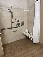 Best Western Plus Oceanside Palms