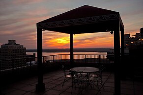 Residence Inn by Marriott Memphis Downtown