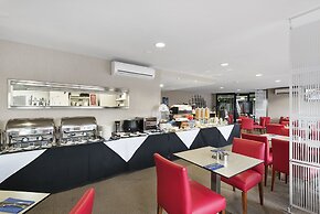 Quality Hotel Taylors Lakes