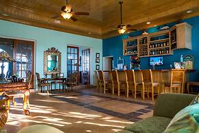 Gems at Paradise Beach Hotel