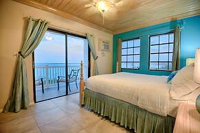 Gems at Paradise Beach Hotel