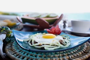 Gems at Paradise Beach Hotel