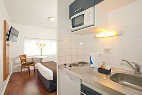 Séjours & Affaires Courbevoie Grande Arche