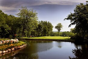 Vale Resort