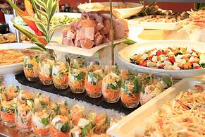 Golden Tulip CDG Airport Villepinte