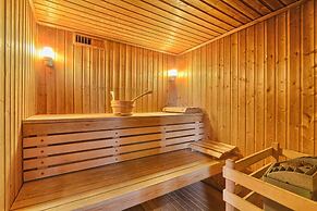 Golden Tulip CDG Airport Villepinte