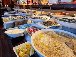 Golden Tulip CDG Airport Villepinte