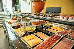 Dukes’ Arches – by Dukes’ Hotel Collection